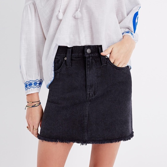 Madewell Dresses & Skirts - MADEWELL McCarren Raw-Hem Jean Skirt in Washed Black size 34